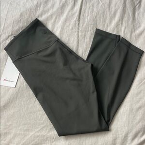 Lululemon Wunder Under Luxtreme HR Tight 25" - SIZE 8
